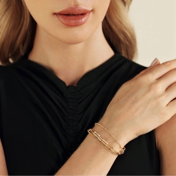 Gold 18k Plated Layered PaperClip Link Braclet - Picture 2 of 3